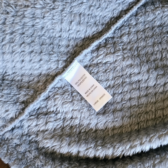 Carole Hochman Women's Gray Long Plush Robe Wrap Belted Tie Closure Size Large - Picture 10 of 11